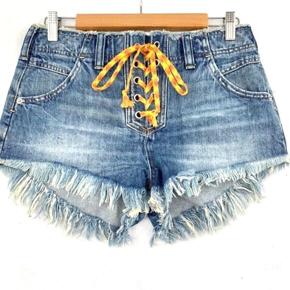 Free People Frayed Becket Cutoff Shorts NWT 26